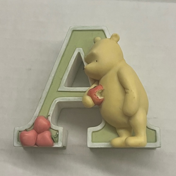 Winnie the Pooh letter A by Disney - Picture 5 of 5